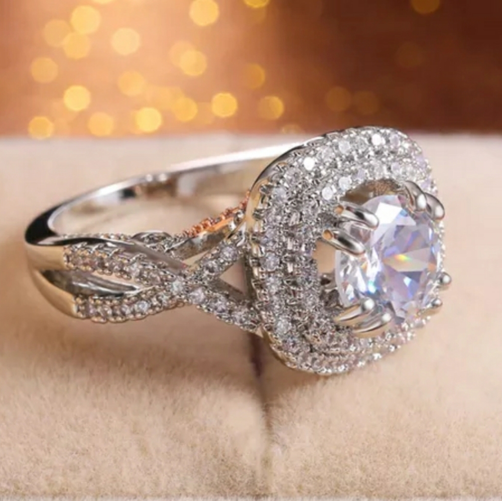 New Silver Two Tone Ring - Picture 5 of 6